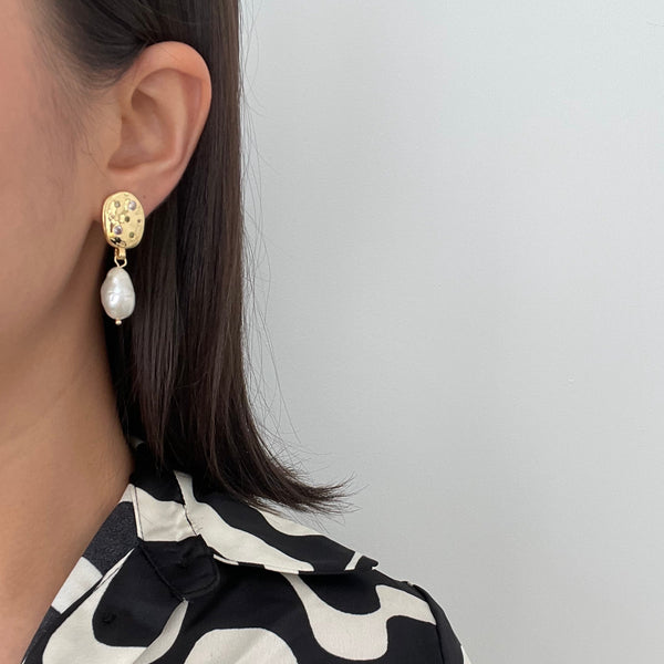 Addyson Baroque Pearl Earrings