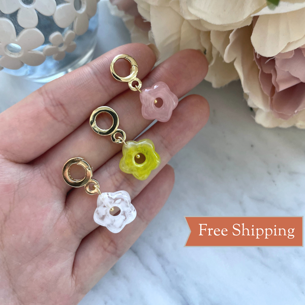 Tiny Floral Necklace Clasp