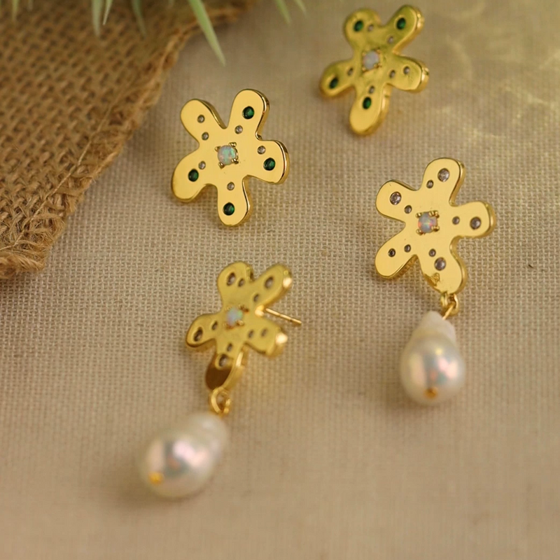 AZALEA BAROQUE PEARL EARRINGS