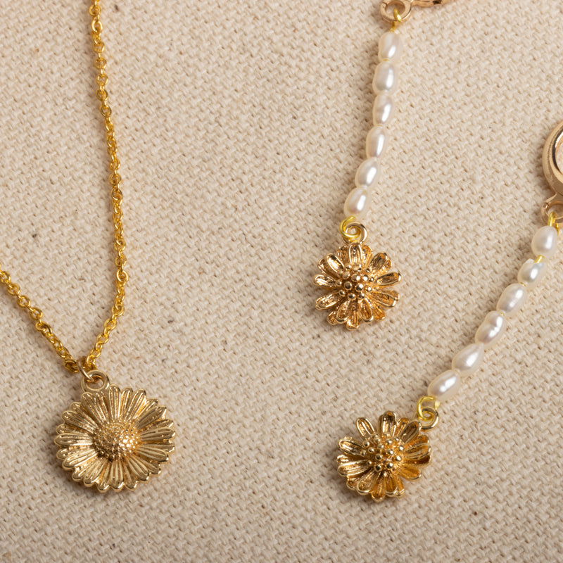 Daisy Necklace