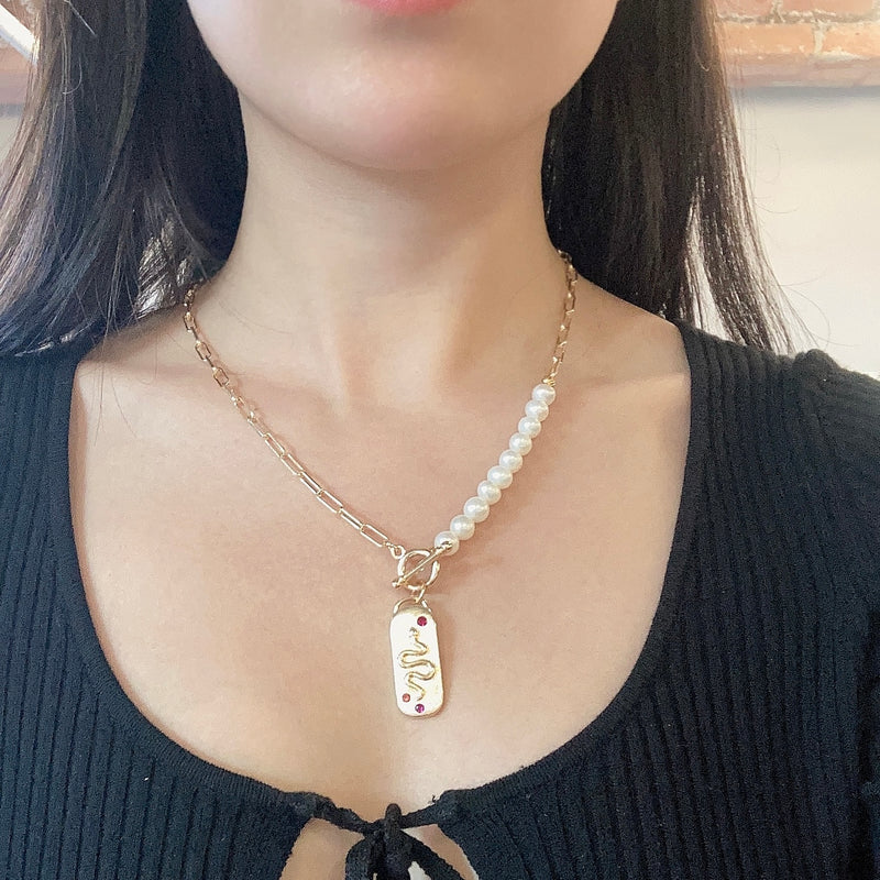 Asha Petite Pearl Necklace