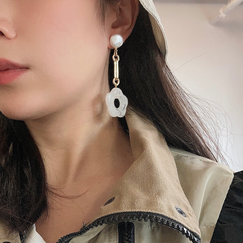 Venus Earrings